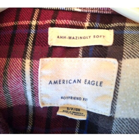 American Eagle Ahh-mazingly Soft Boyfriend fit Flannel Plaid Burgundy size small - Picture 3 of 6